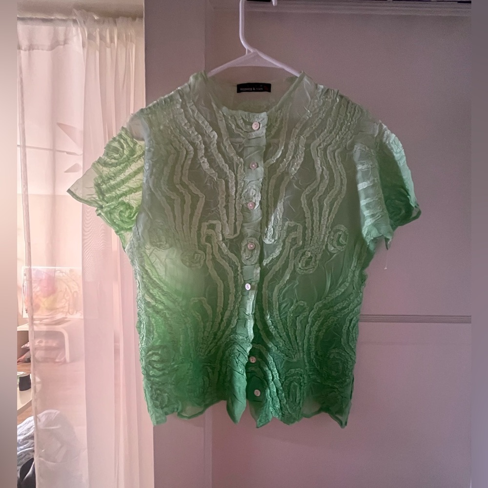 VINTAGE ORGANZA HUGGING KISSES TOP